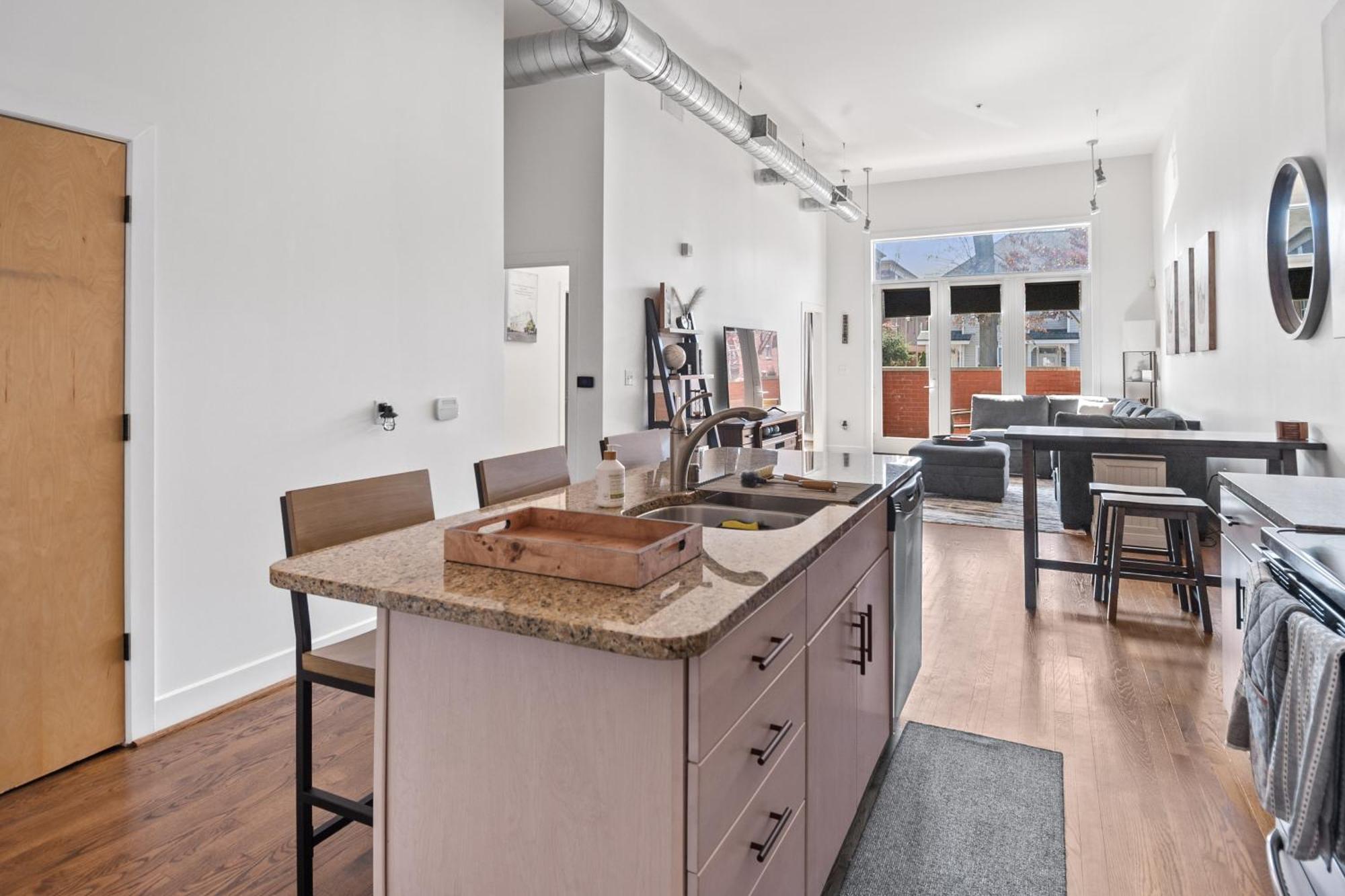 Apartment In The Heart Of Nulu With Free Parking *