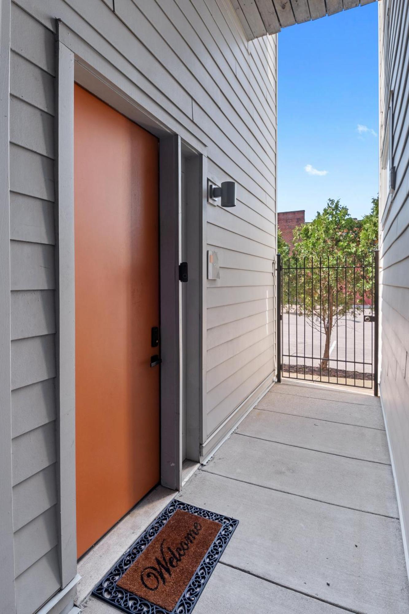 In The Heart Of Nulu With Free Parking Apartment Louisville